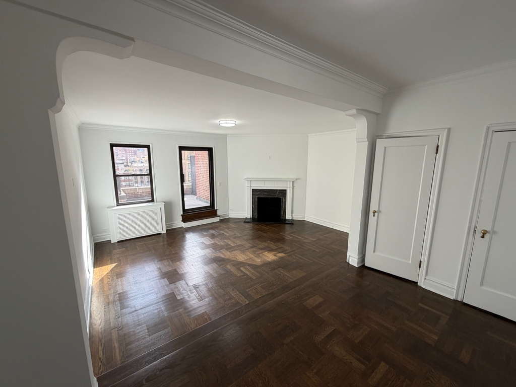 East 38th Street - Photo 1