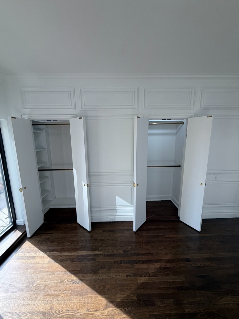 East 38th Street - Photo 4