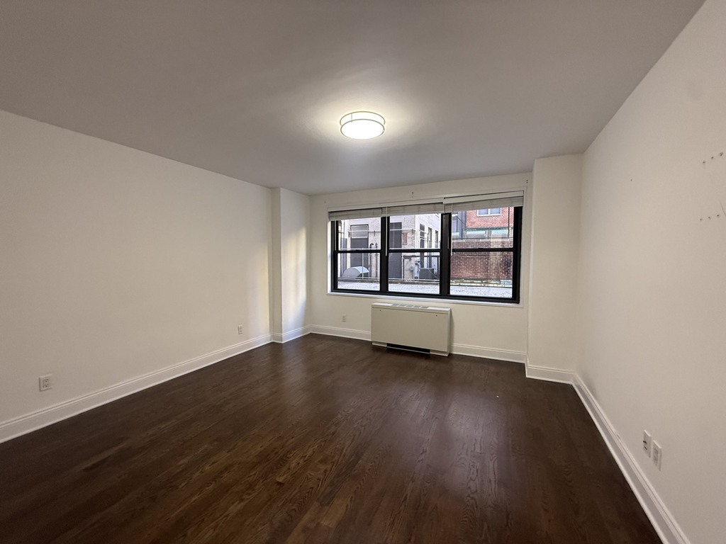 96 5th Avenue - Photo 17