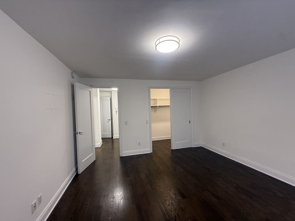 96 5th Avenue - Photo 18