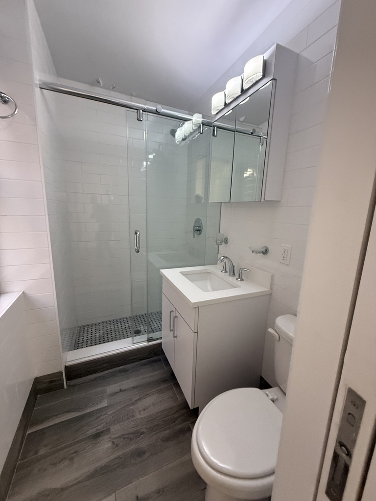 96 5th Avenue - Photo 15