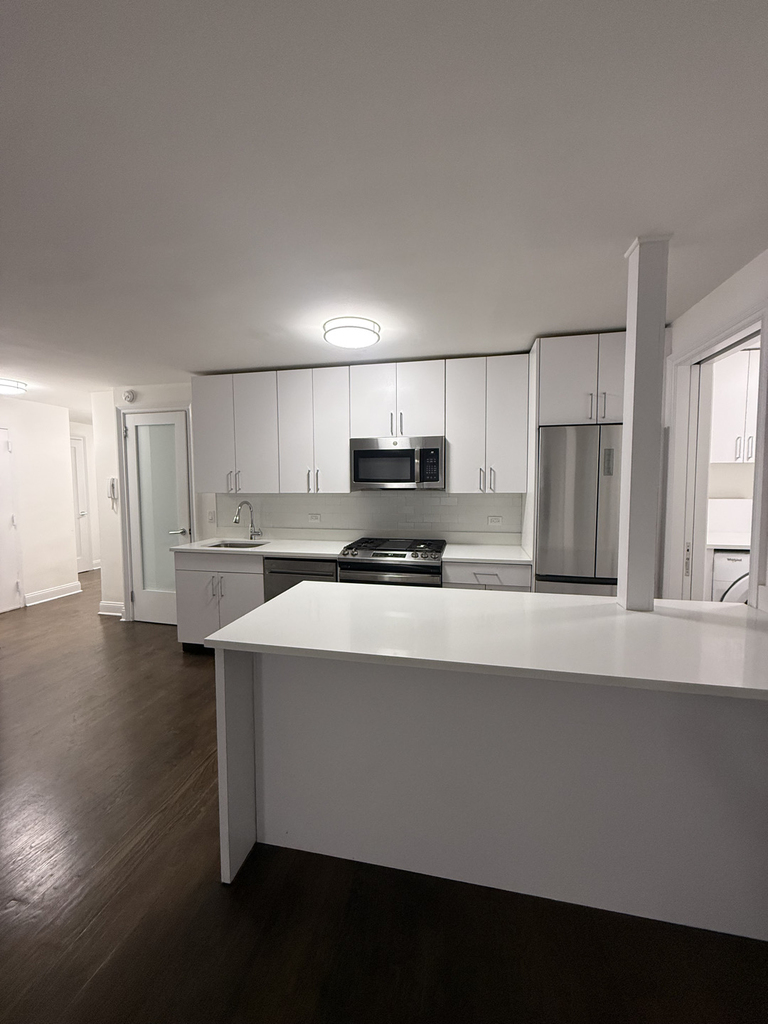 96 5th Avenue - Photo 5