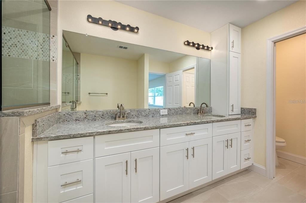 407 Princess Place - Photo 14