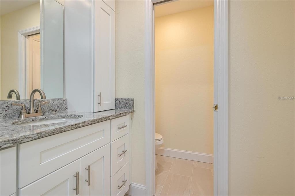 407 Princess Place - Photo 16
