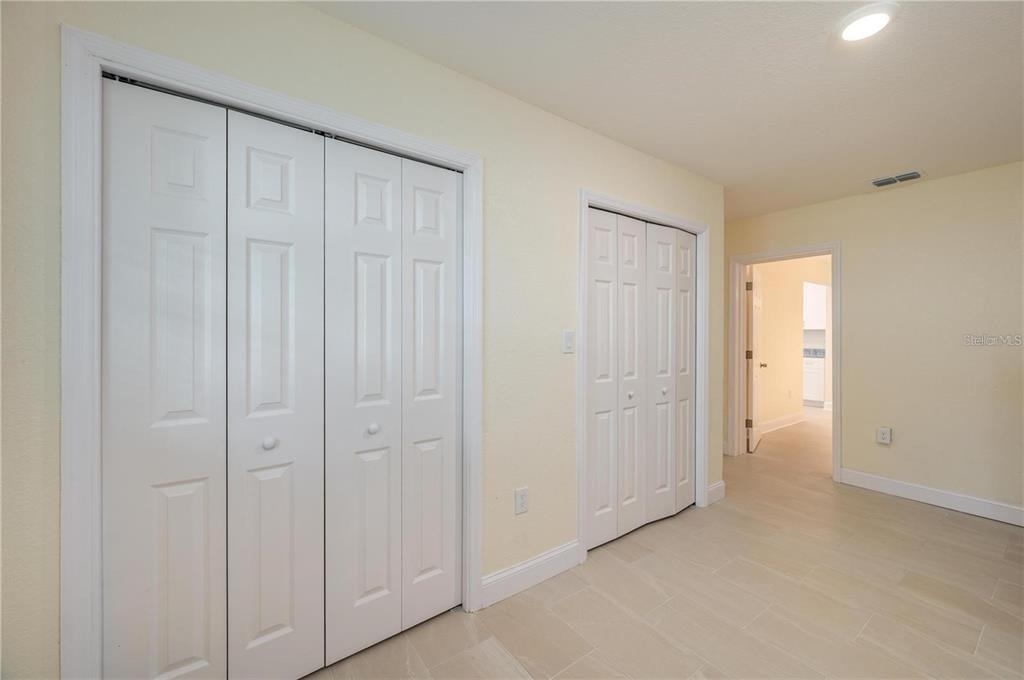 407 Princess Place - Photo 13
