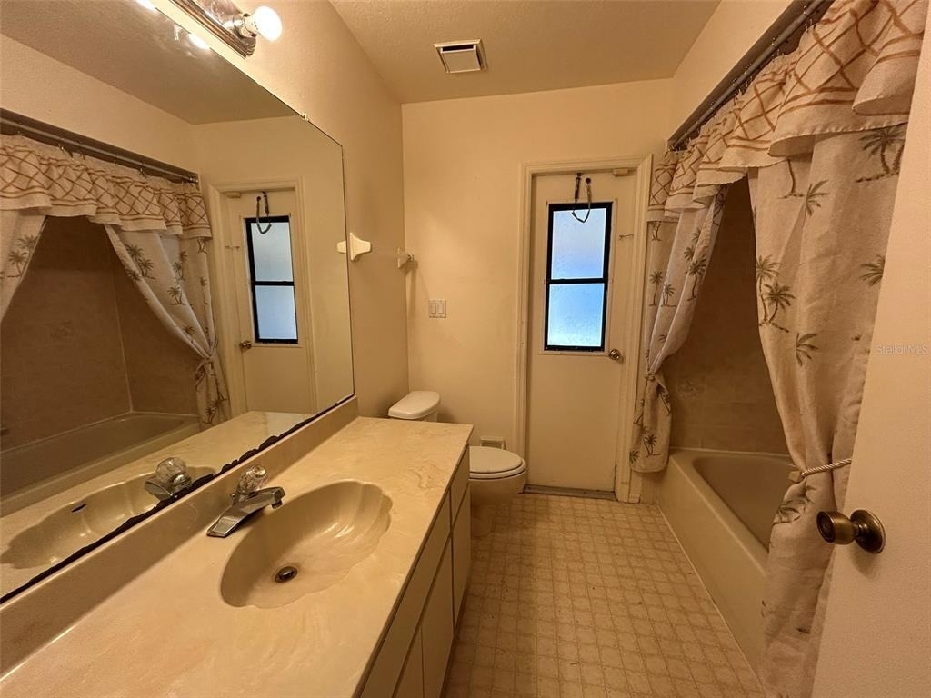 20408 Andover Avenue - Photo 11