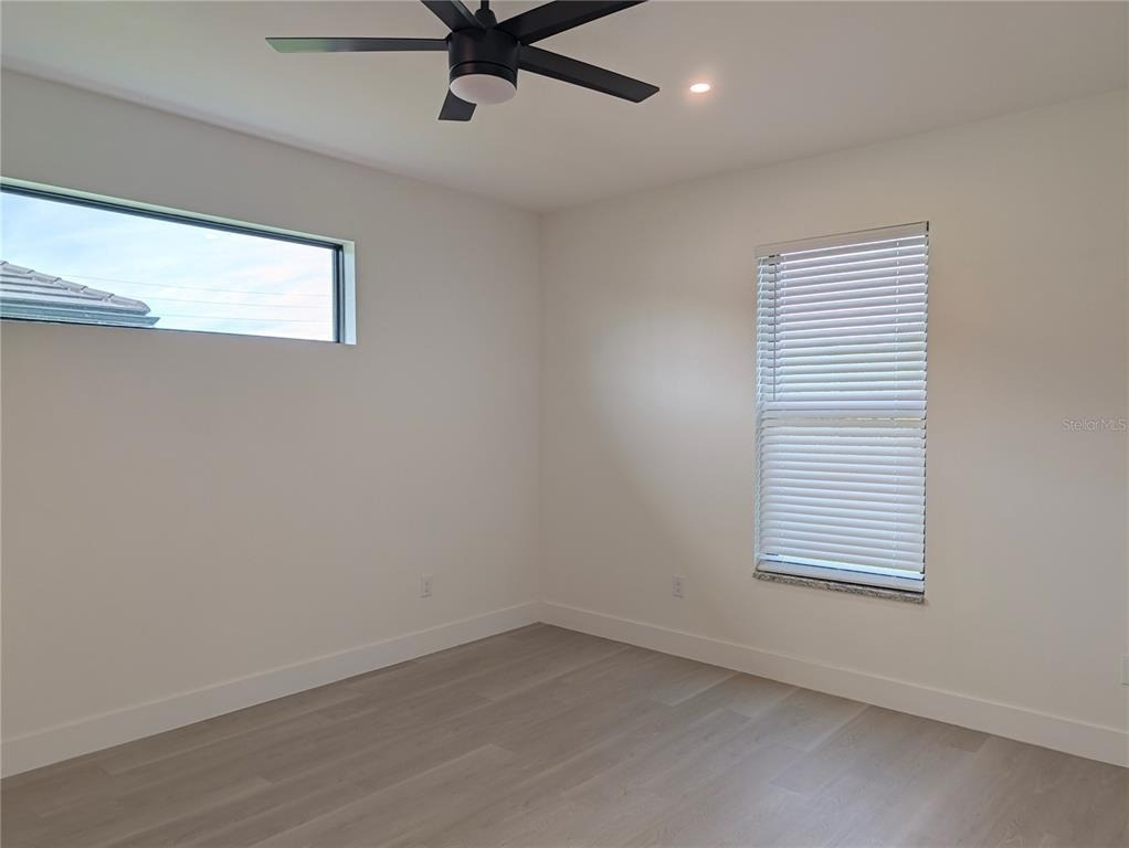 174 Madrid Boulevard - Photo 17