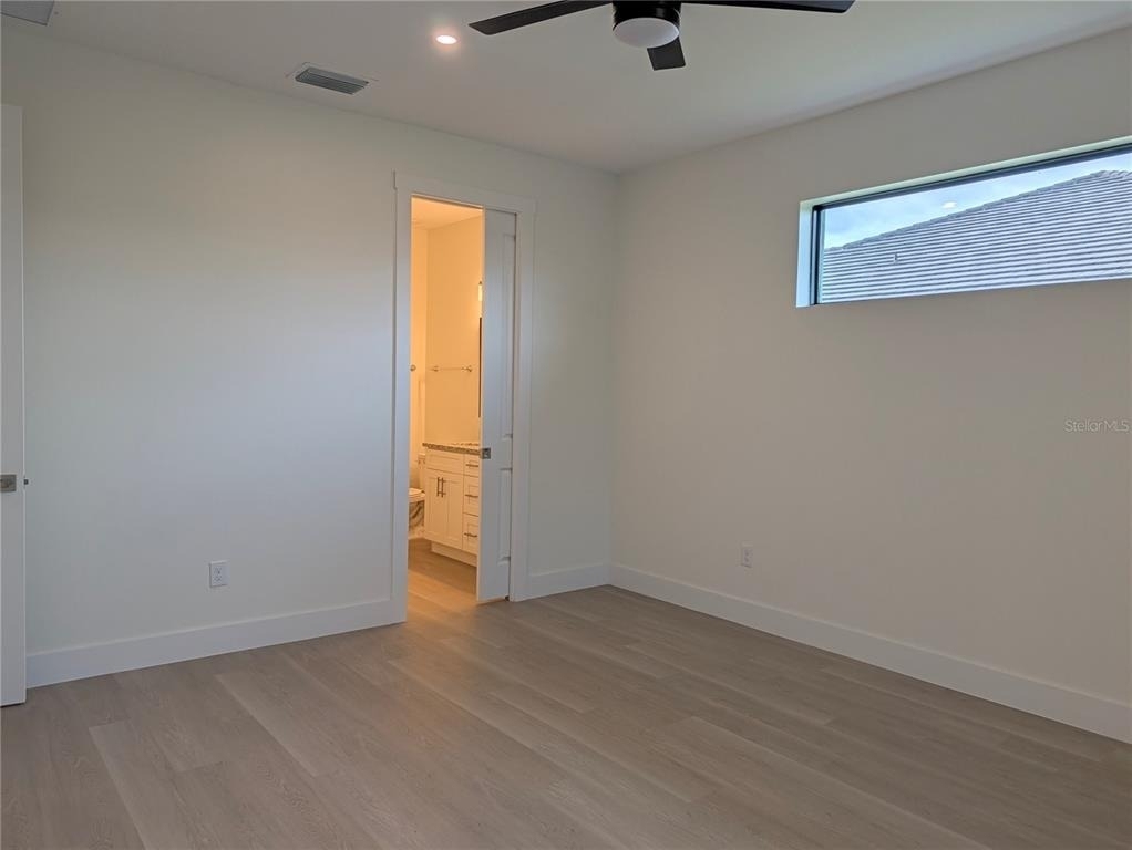 174 Madrid Boulevard - Photo 15