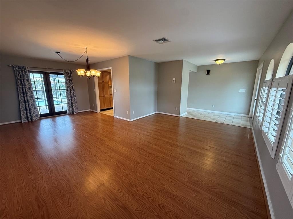 523 Toulouse Drive - Photo 3