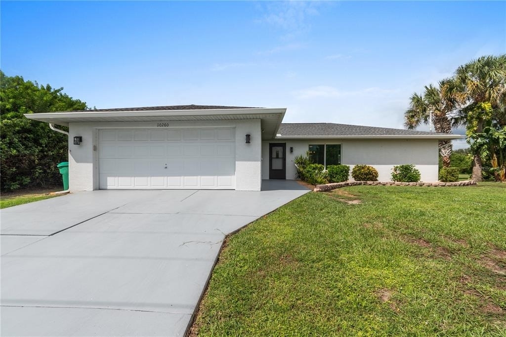 10260 Deerwood Avenue - Photo 0