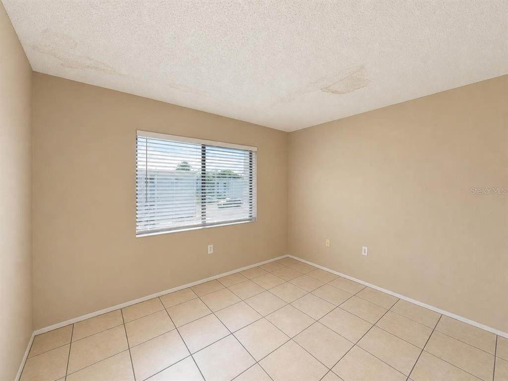 5310 26th Street W - Photo 5