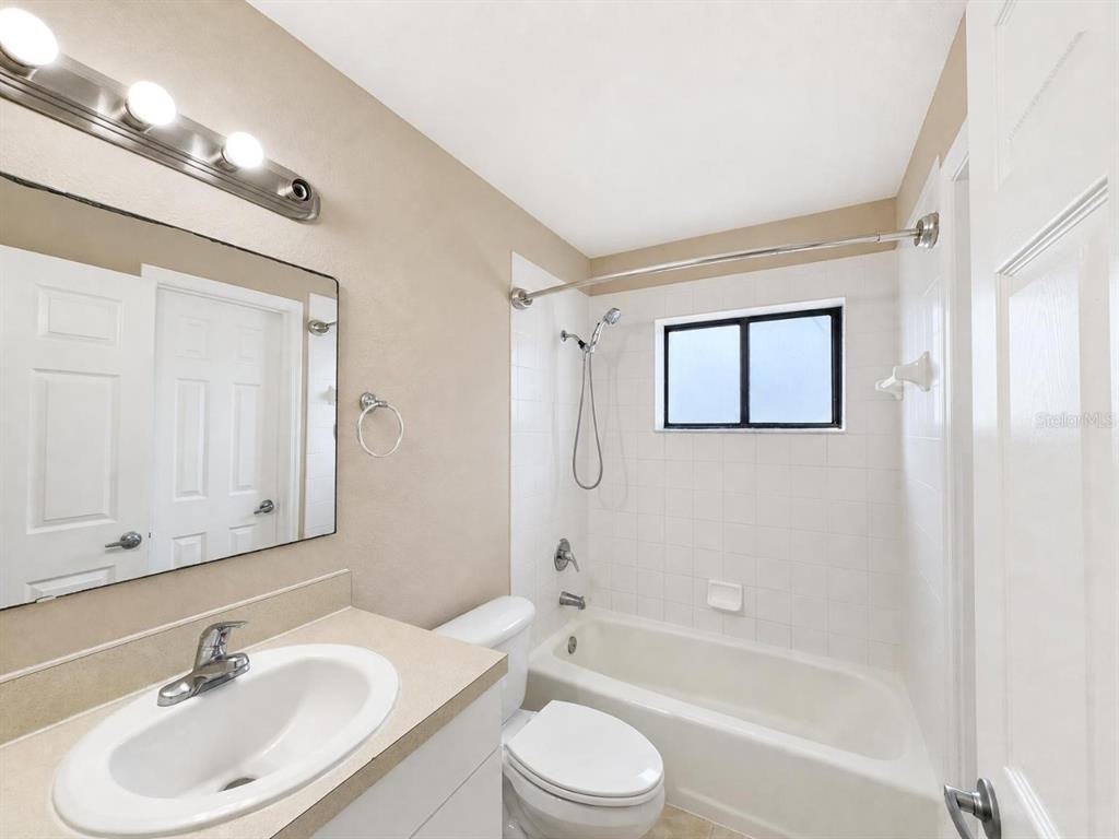 5310 26th Street W - Photo 6