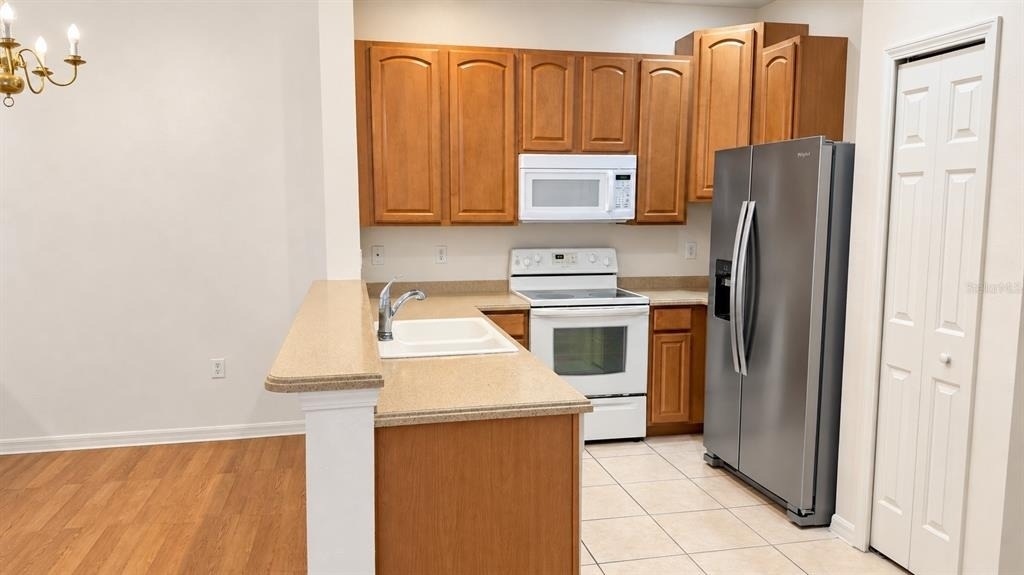 3554 Parkridge Circle - Photo 5