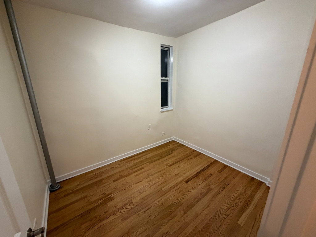 East 89th Street - Photo 2