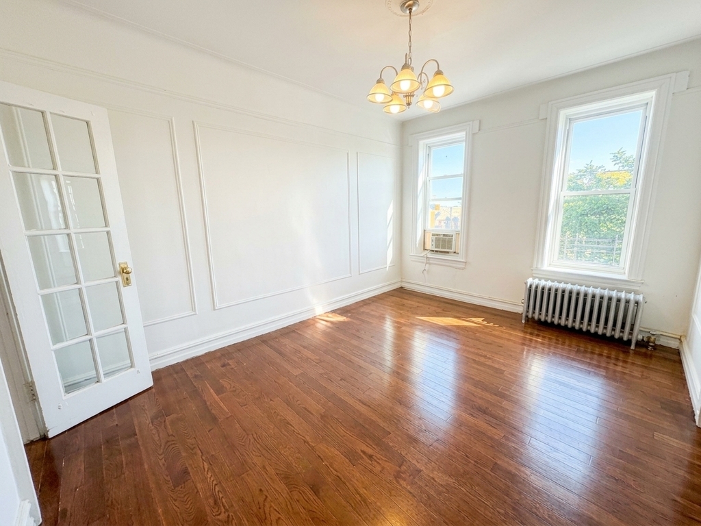 Grant Avenue - Photo 3