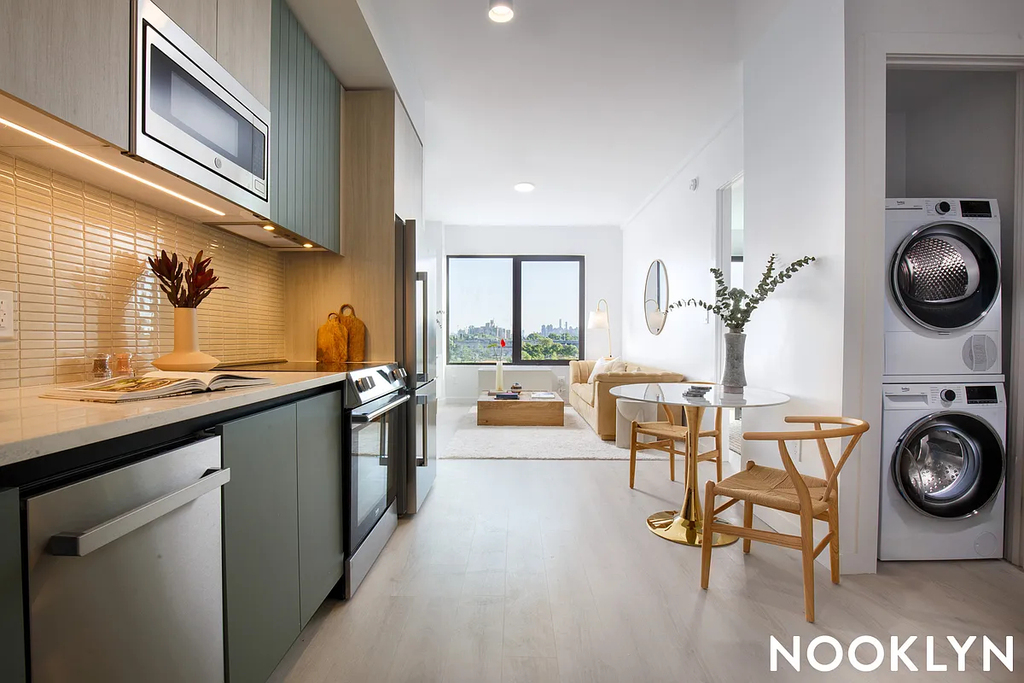 138 Bruckner Boulevard - Photo 0