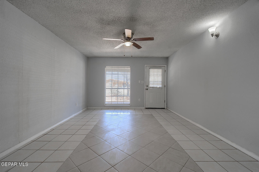 10368 Potencia Drive - Photo 5