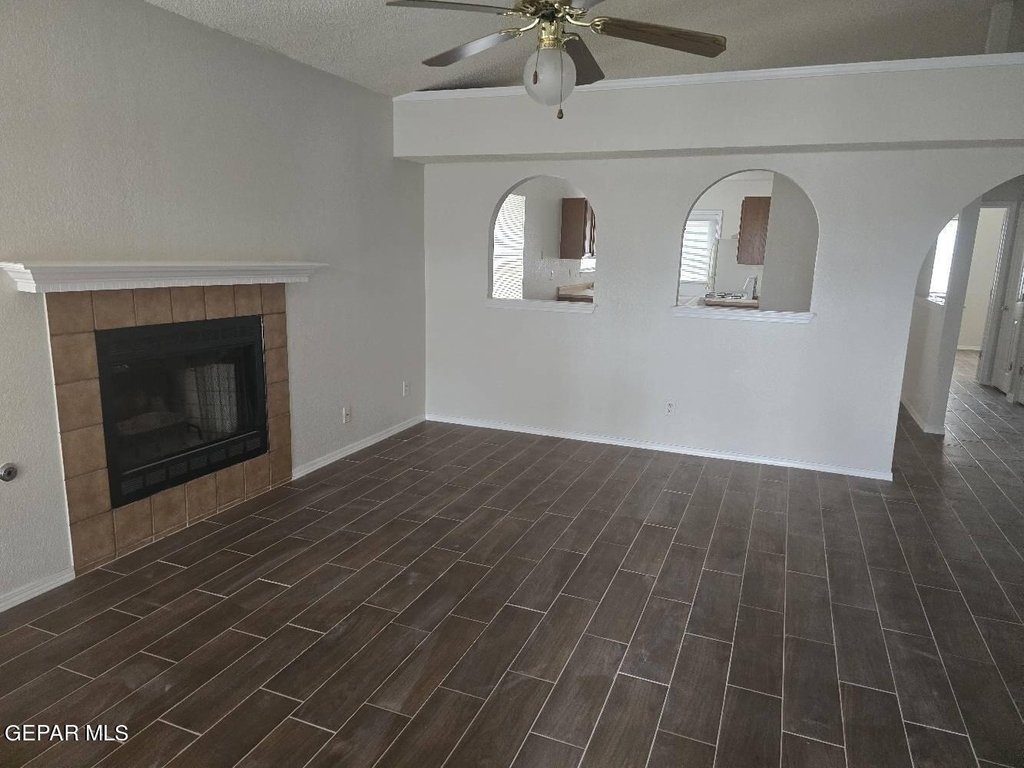 11646 Edward James Avenue - Photo 2