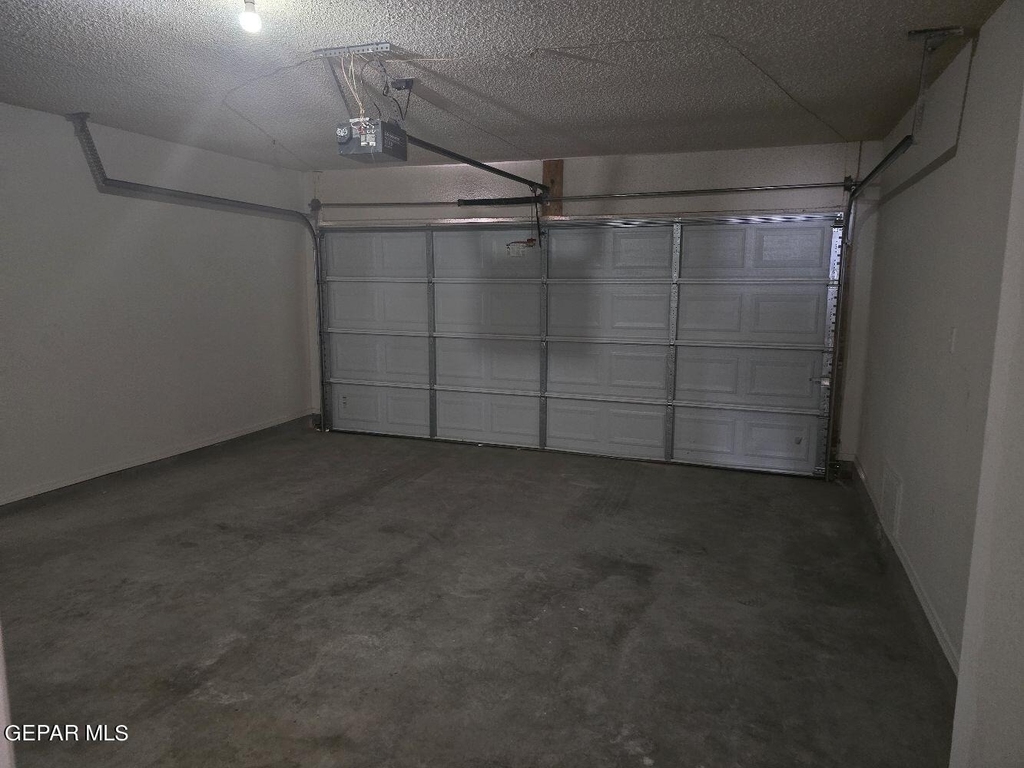 11646 Edward James Avenue - Photo 14