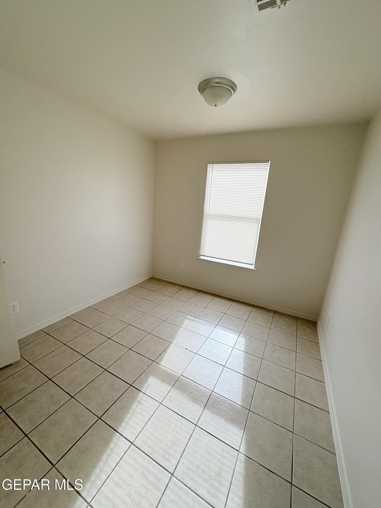 2524 Porter Avenue - Photo 15
