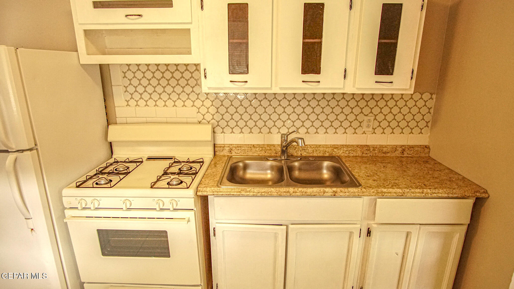 3600 Keltner Avenue - Photo 9