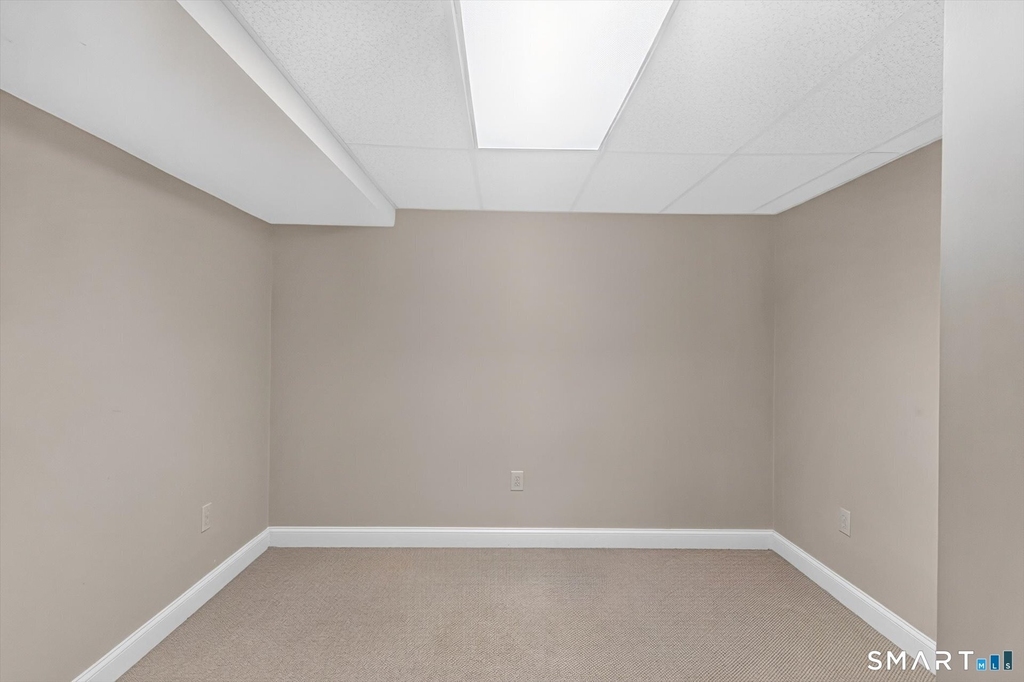 7 Essex Court - Photo 36