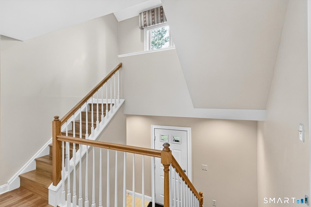 7 Essex Court - Photo 16