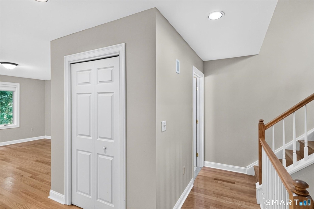 7 Essex Court - Photo 17
