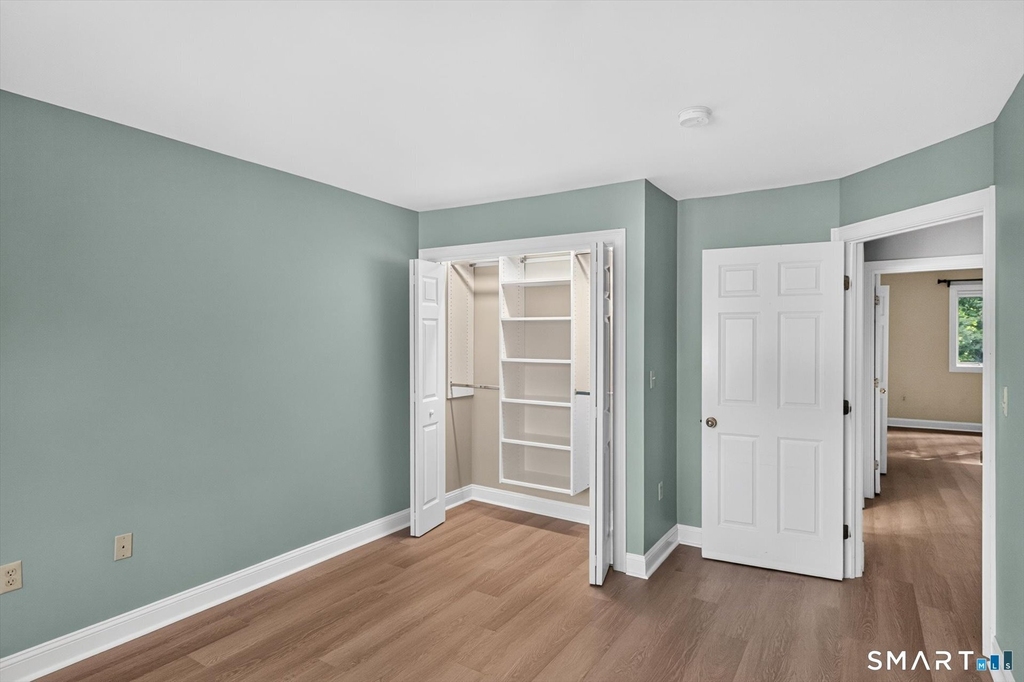 7 Essex Court - Photo 33