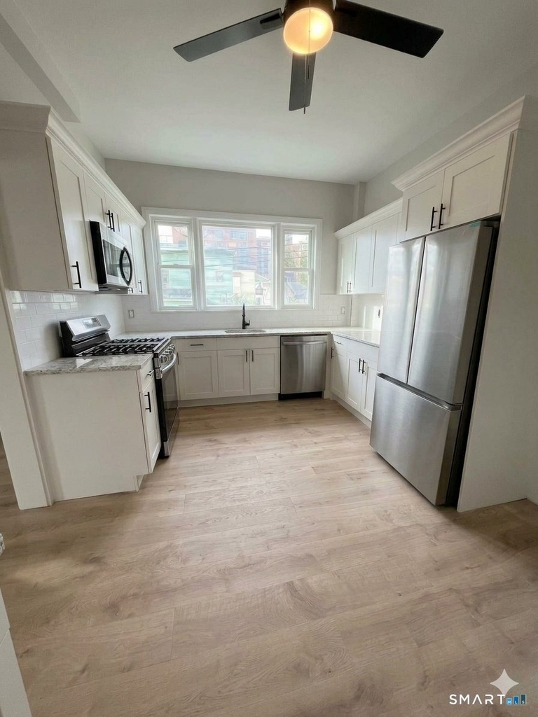 164 Curtis Street - Photo 1