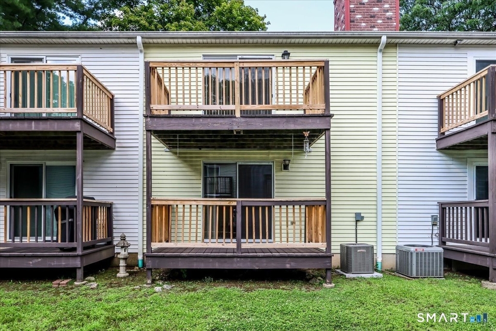 25 Padanaram Road - Photo 18