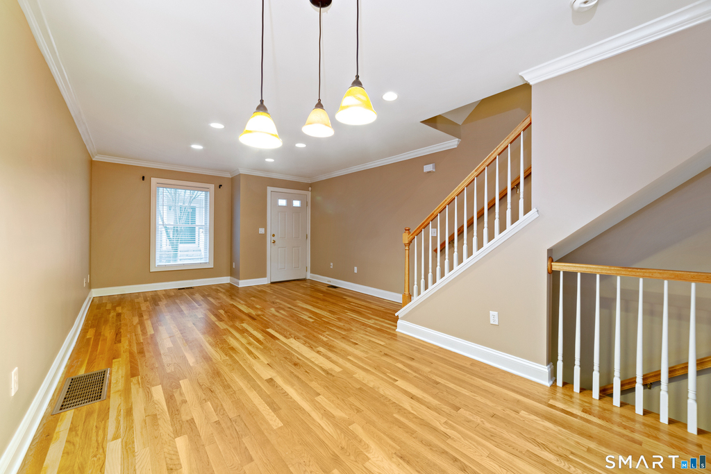 85 Camp Avenue - Photo 6