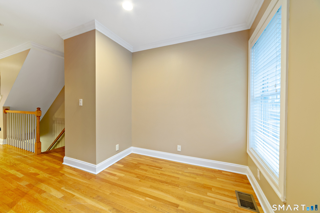 85 Camp Avenue - Photo 12