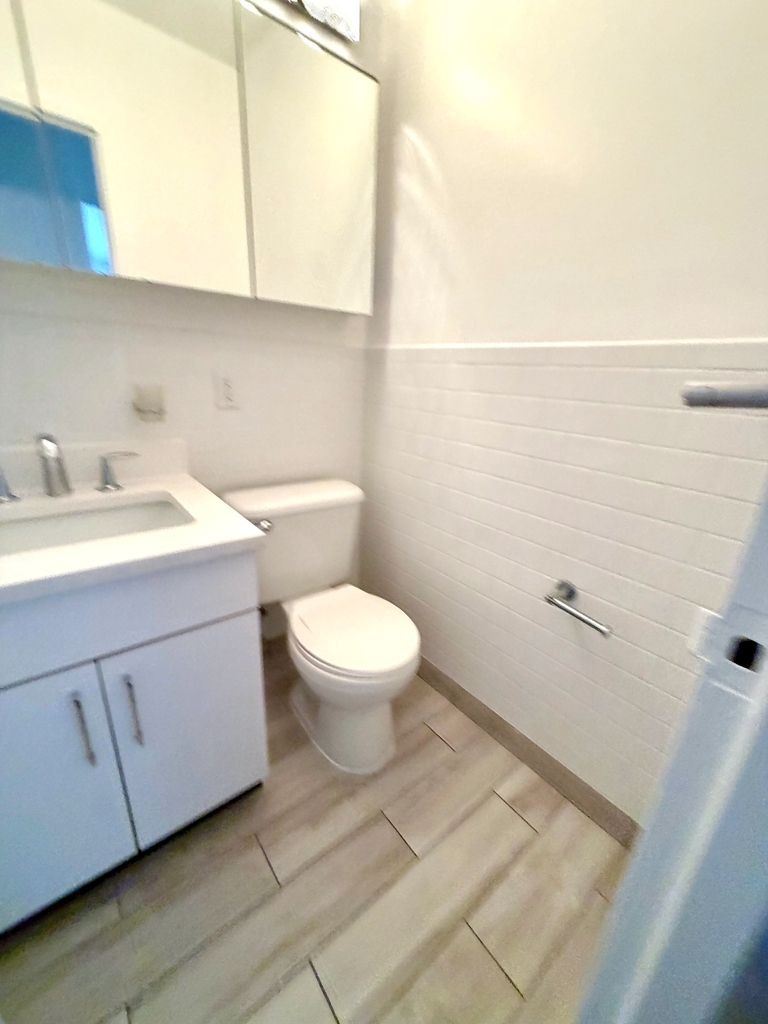  East 87 Street - Photo 8