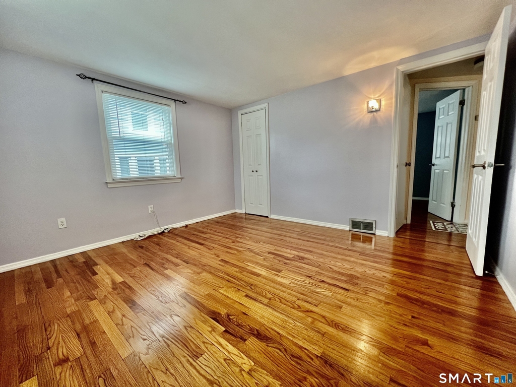 140 1/2 Stuart Avenue - Photo 8