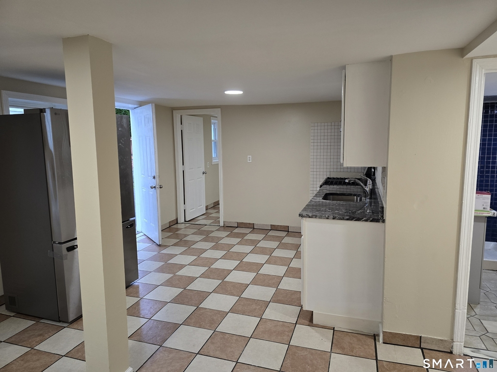 15 Lawlor Street - Photo 3