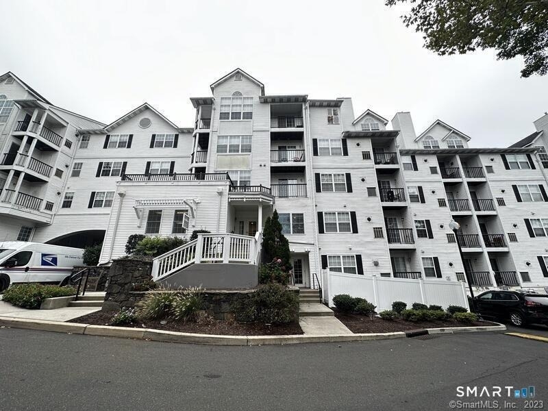 100 Glenbrook Road - Photo 9