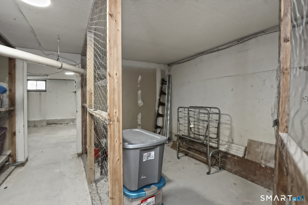 185 Melba Street - Photo 37