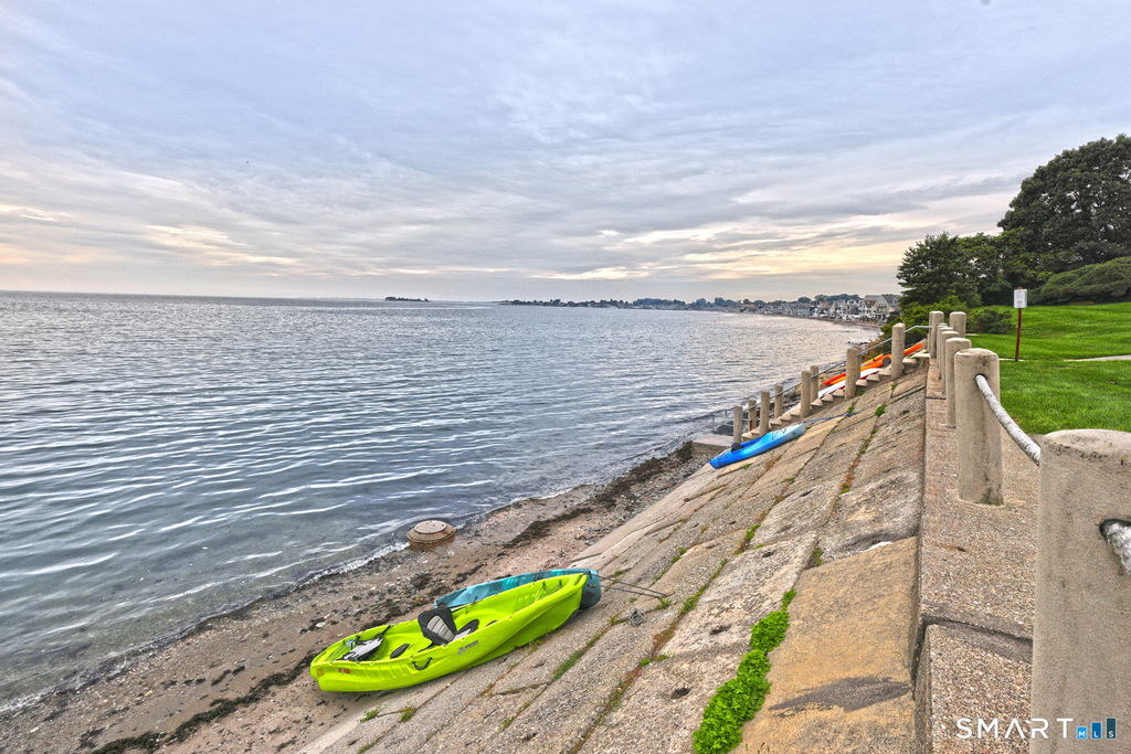 185 Melba Street - Photo 4