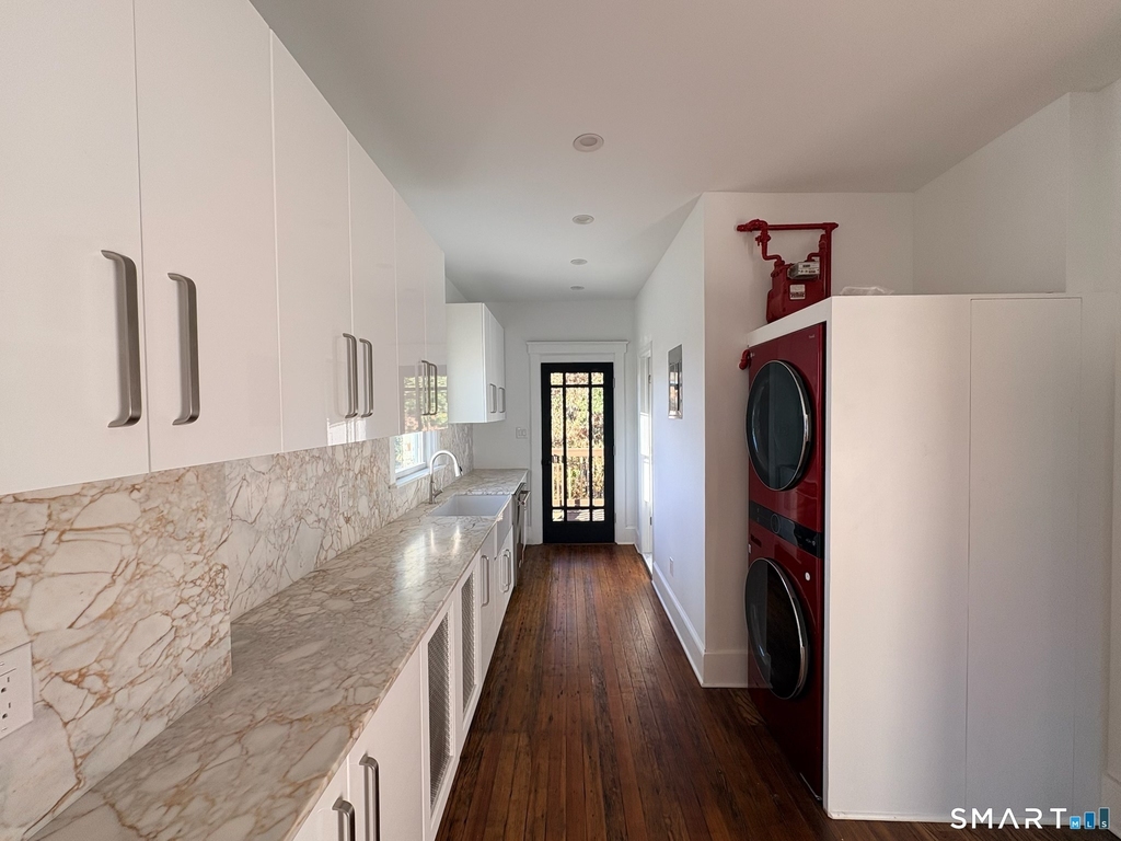 251 Mill Street - Photo 6