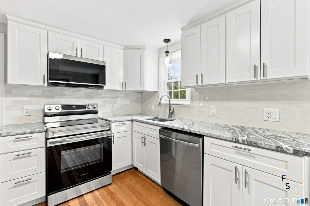 157 River Road - Photo 2