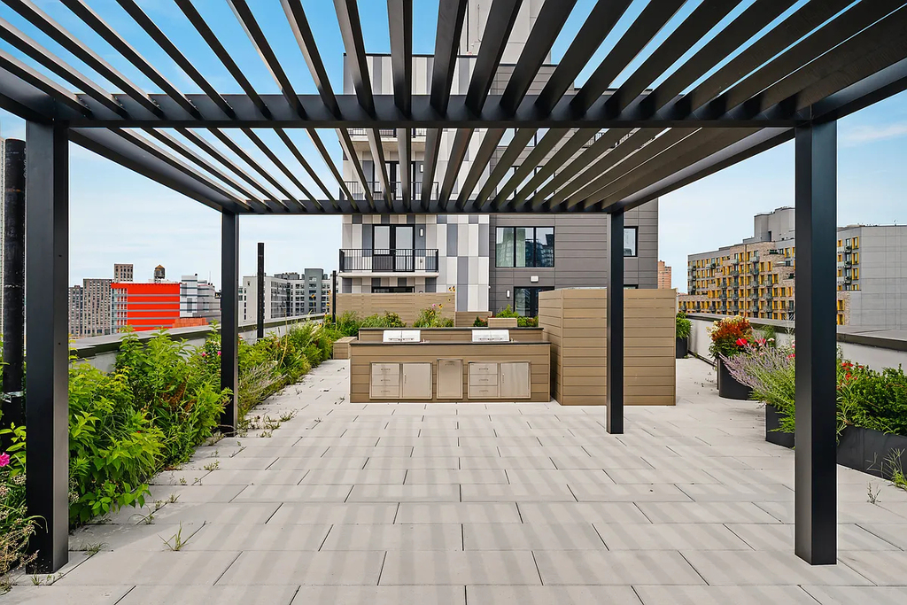 261 Grand Concourse - Photo 8