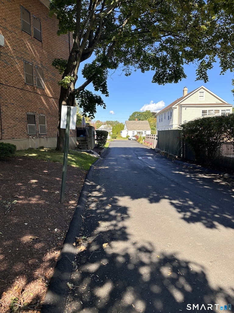 126 Biruta Street - Photo 15