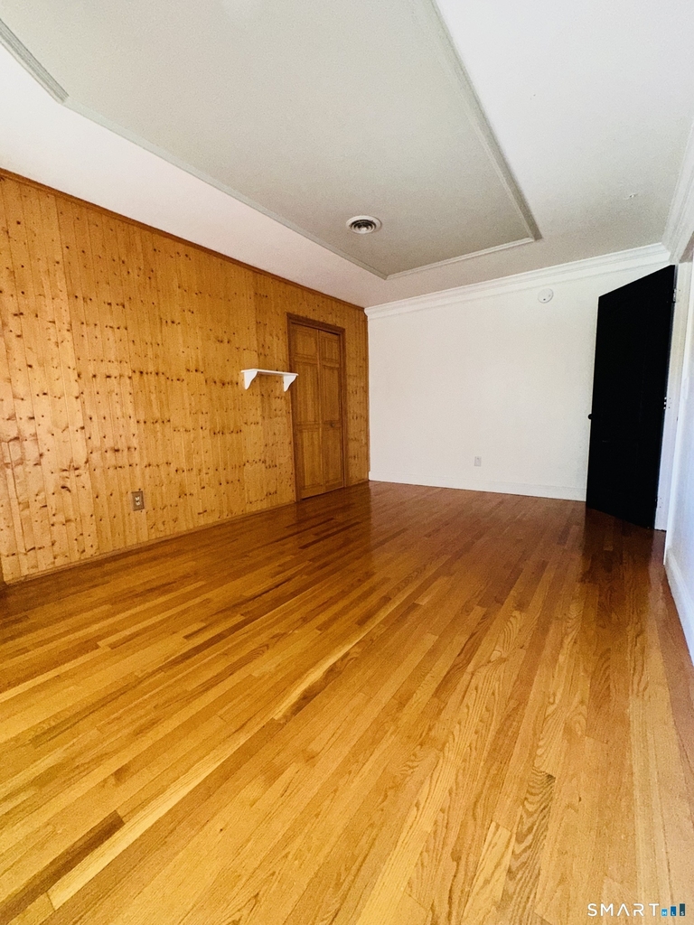 126 Biruta Street - Photo 8