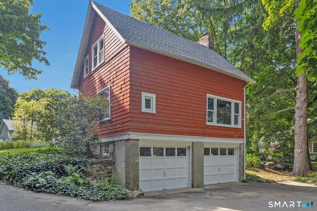 180 Ponus Avenue - Photo 21