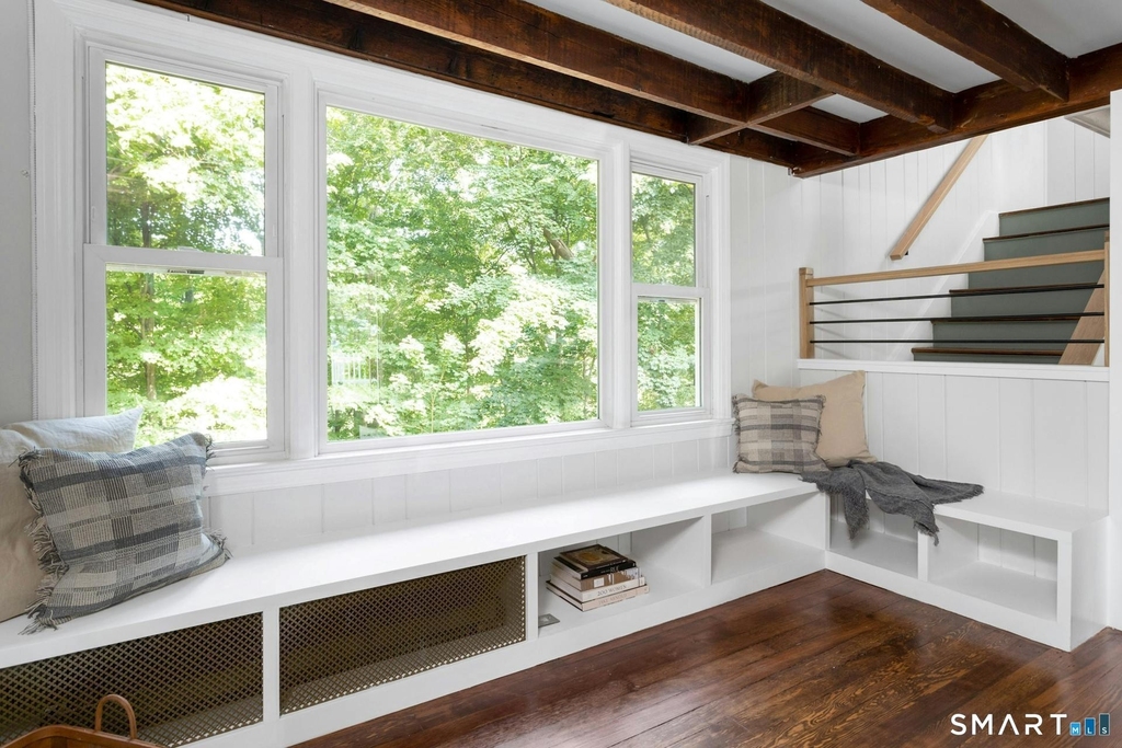180 Ponus Avenue - Photo 4