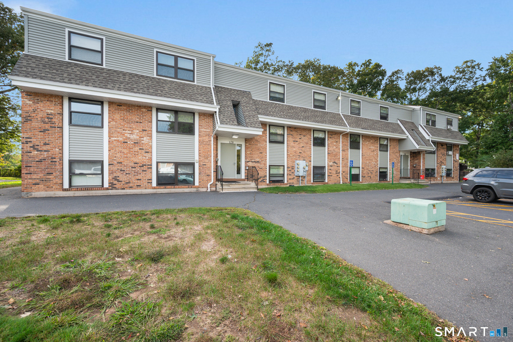 100 Norton Park Road - Photo 0