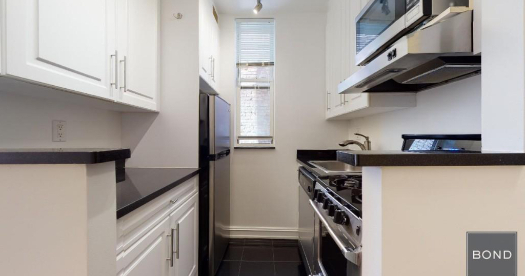 East 83rd Street - Photo 0
