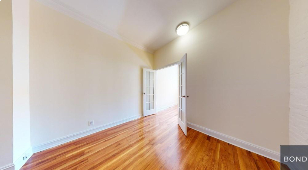 East 83rd Street - Photo 2