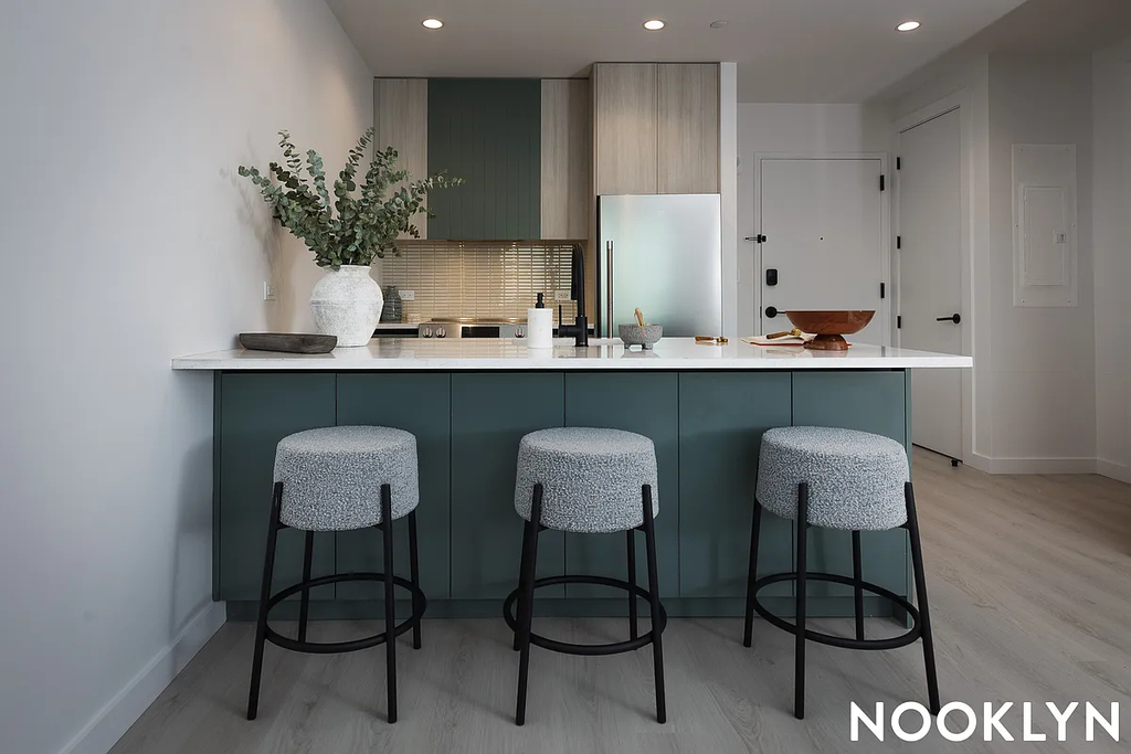 138 Bruckner Boulevard - Photo 1